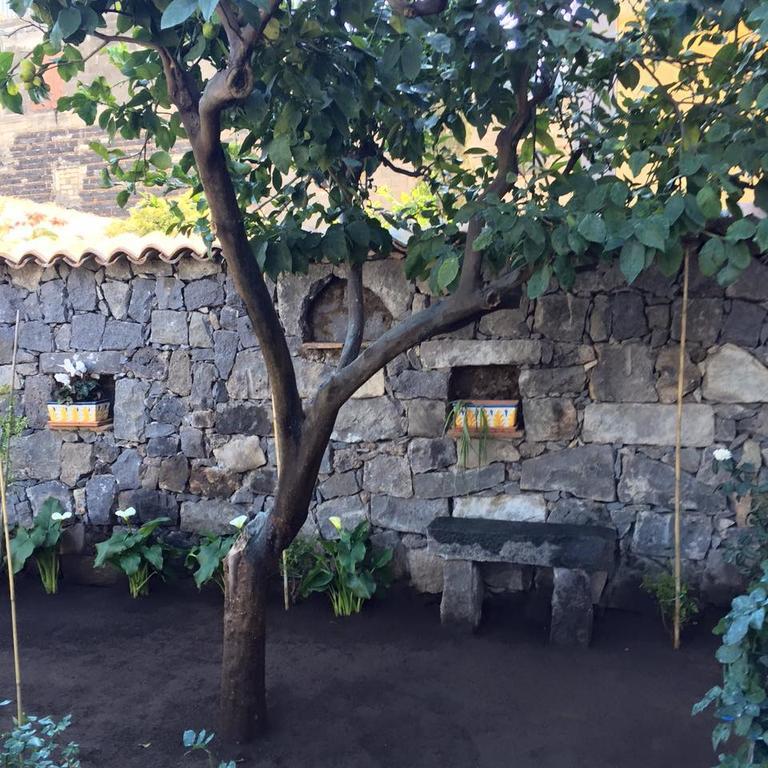 Casa Vacanza Cleo Catânia Exterior foto
